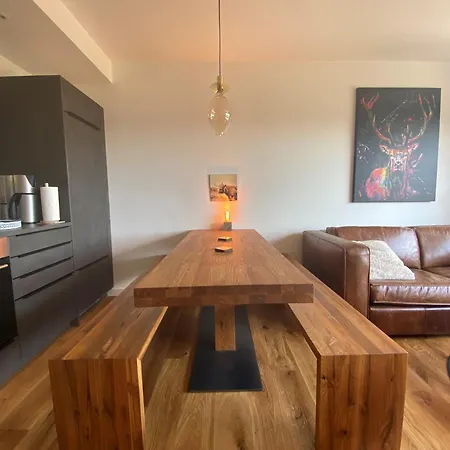 Moderne In *